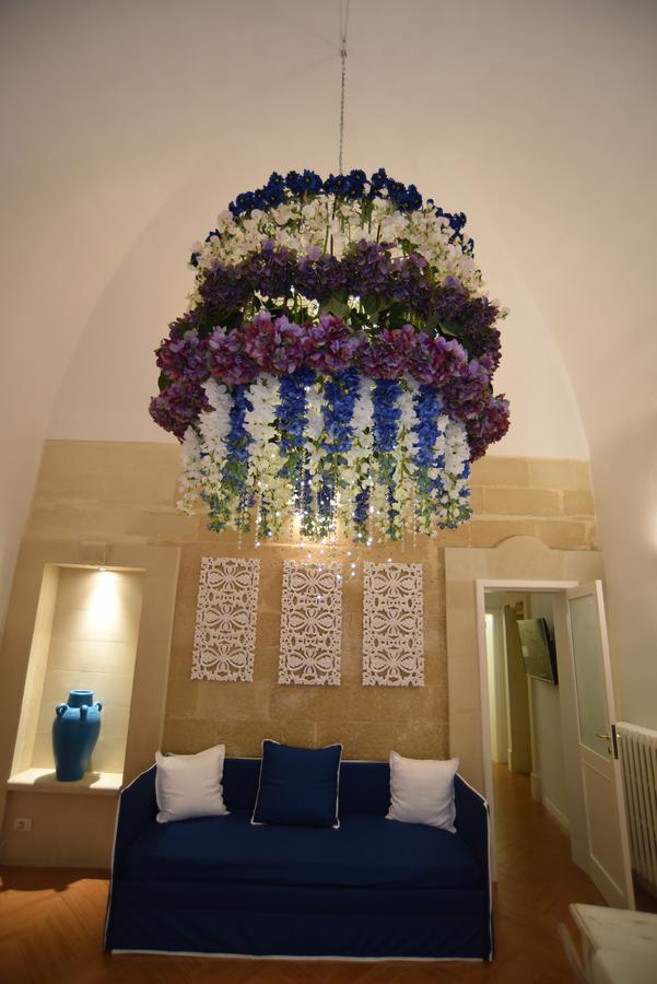 Cadelli Luxury Suite & Apartments Lecce Ngoại thất bức ảnh
